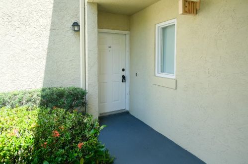 1630 Green Acres Cir, Fort Pierce FL  34952-5010 exterior