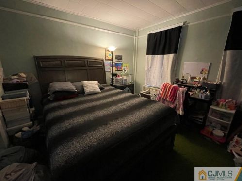 80 Plum St, New Brunswick NJ 08901-1828 exterior