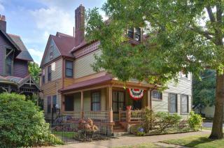 4315 Whitman Ave, Cleveland OH  44113-3242 exterior