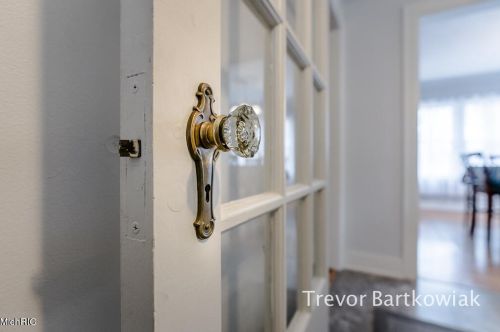 1177 Cornell Rd, Meskegon MI 49441-3833 exterior