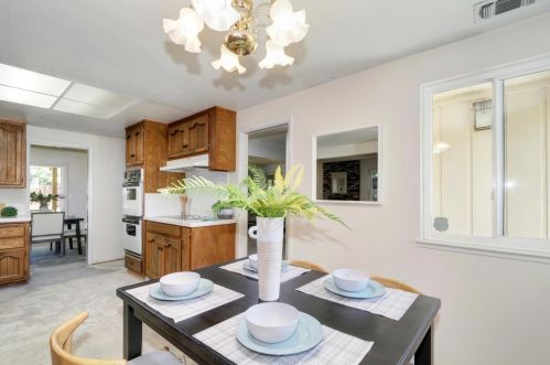 5111 El Cemonte Ave, Davis CA 95618-4415 exterior