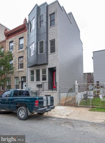 2213 Emerald St, Philadelphia PA 19134-3548 exterior