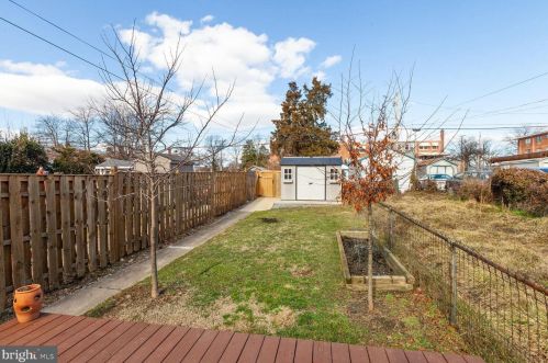 33 Hamilton St, Washington DC 20011-6360 exterior