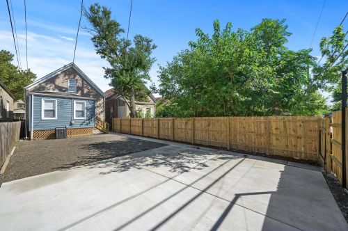 1467 72nd St, Chicago IL  60619-1509 exterior