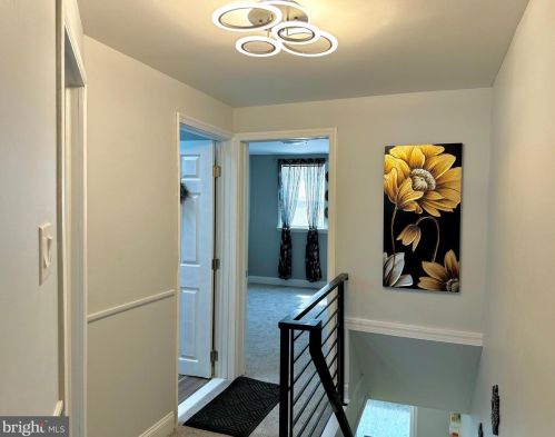 4045 Glendale St, Philadelphia PA 19124-5319 exterior