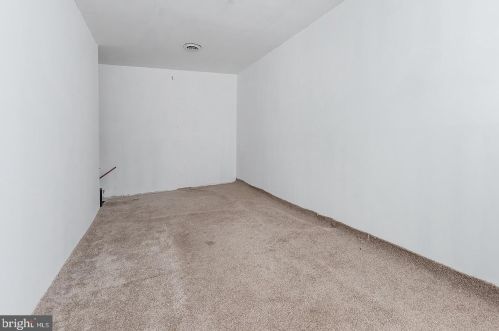 22 Green St, Pilesgrove NJ 08098-1136 exterior