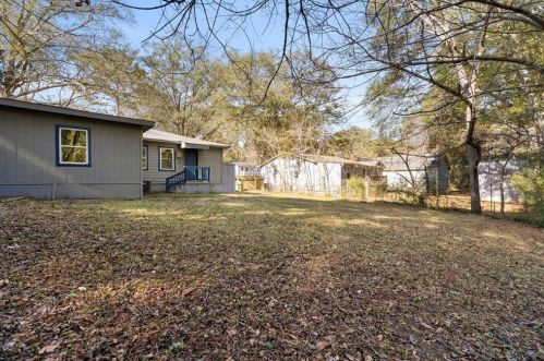 501 Aberdeen Dr, Atlanta GA 30328-4207 exterior