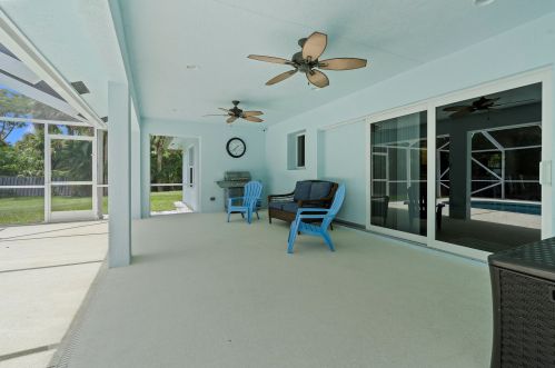 2415 Atlantic Beach Blvd, Fort Pierce FL  34949-1525 exterior