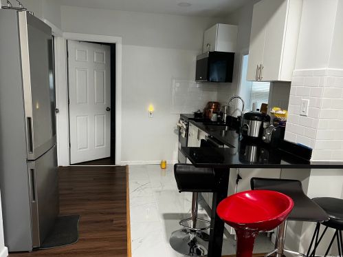 6 Dawson St, Huntington Station NY  11746-4022 exterior