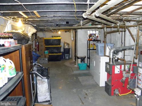 6366 Ditman St, Philadelphia PA 19135-3201 exterior