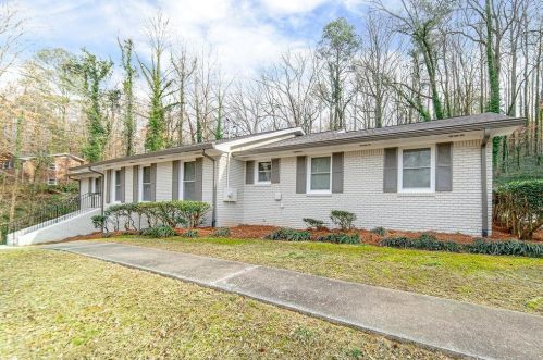 3030 Duke Of Gloucester, Atlanta, GA 30344-5809