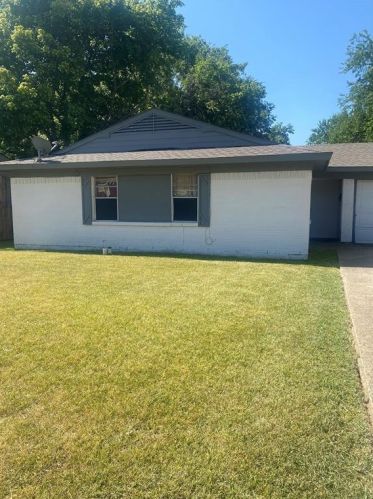 3738 Golden Hills Dr, Dallas, TX 75241-3319