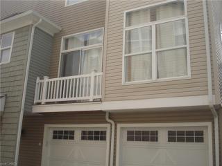 5512 Saint Stephens Ct, Cleveland OH  44102-3283 exterior