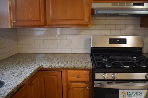 1 Fairview Ave, Edison NJ  08817-2405 exterior