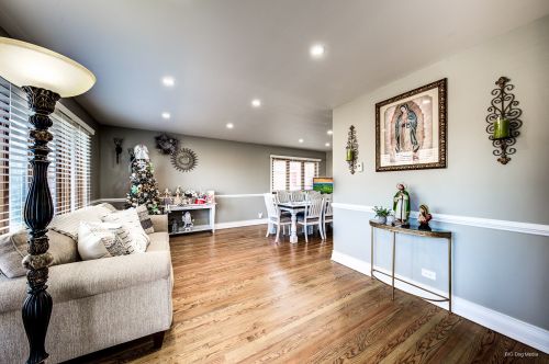 4905 124 St, Chicago IL 60628-7240 exterior