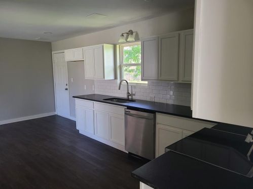 2830 Stafford Dr, Denison TX  75020-5631 exterior