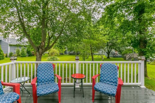 156 Alicia Dr, Babylon NY 11703-4035 exterior