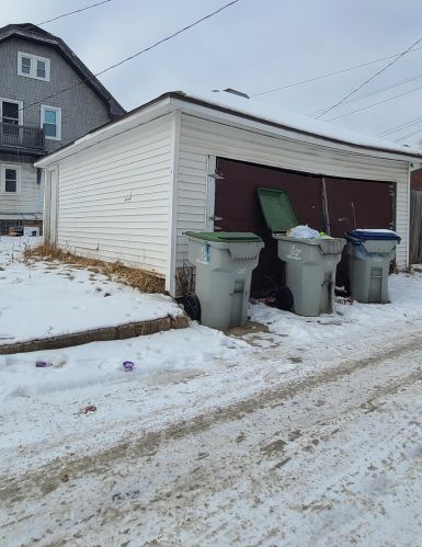 2542 50th St, Milwaukee WI  53210-2849 exterior