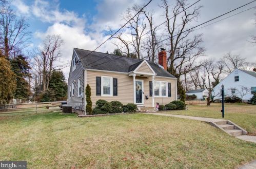 168 Hamilton Ave, Trenton NJ 08619-2427 exterior