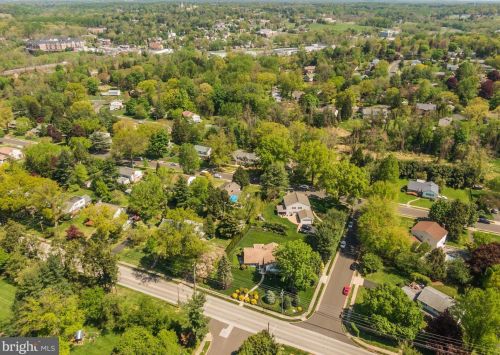 343 Moreland Rd, Huntingdon Valley, PA 19006-7817