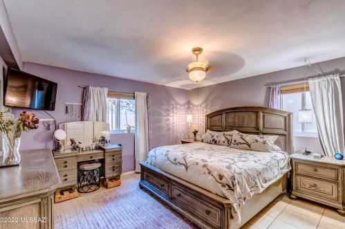 8239 Midnight Way, Tucson AZ 85741-1250 exterior