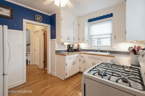 6353 Le Mai Ave, Chicago IL 60712-3013 exterior