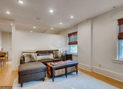 1882 Feronia Ave, Saint Paul MN 55104-3550 exterior