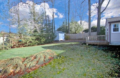 31 Barbero Dr, Torrington CT 06790-5702 exterior