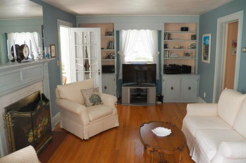 20 Baldwin Ave, Meriden CT 06450-3408 exterior