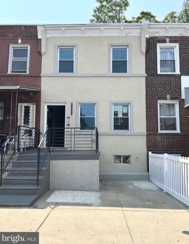 2744 Marshall St, Philadelphia PA 19133-0023 exterior