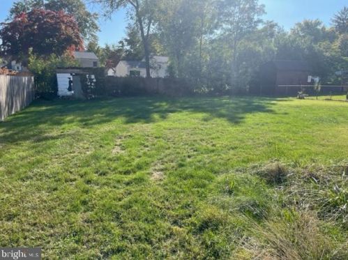 9 Shelton Ave, Trenton NJ  08618-1818 exterior