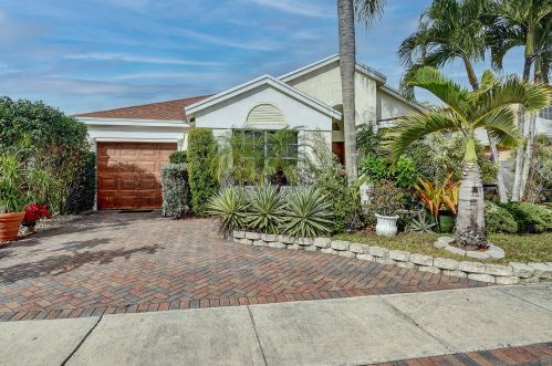 9381 Aegean Dr, Boca Raton, FL 33496-6682