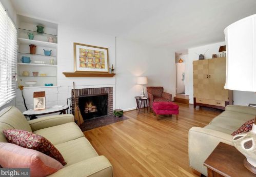 10014 Gardiner Ave, Silver Spring, MD 20902-5112