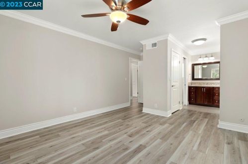 372 Camelback Rd, Concord CA  94523-1357 exterior