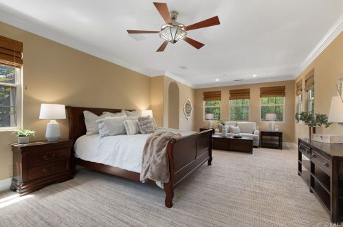 10723 Plumas Way, Tustin CA  92782-4305 exterior