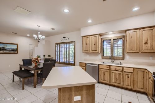 43630 20th St, Phoenix AZ 85006-2004 exterior