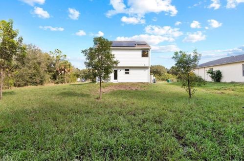 4999 46 St, Naples FL 34120-0032 exterior