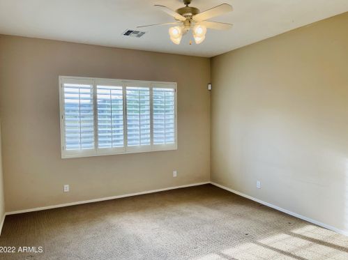 32016 23rd Ave, Phoenix AZ  85085-7050 exterior