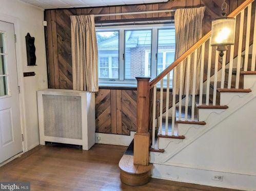 111 Cooke Ave, Manor, PA 19036-1403