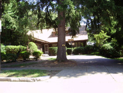 276 Greenwood St, Newton, MA 02459-3058