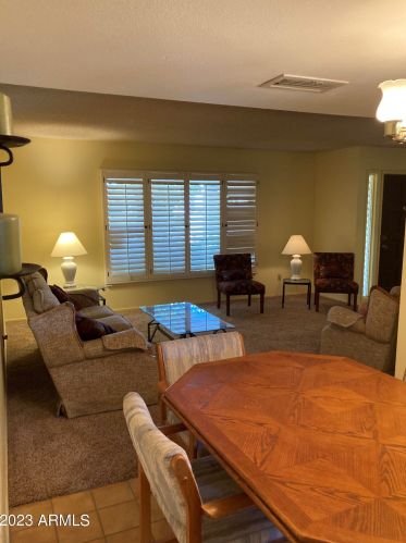 14801 39th Ave, Phoenix AZ 85051-3320 exterior