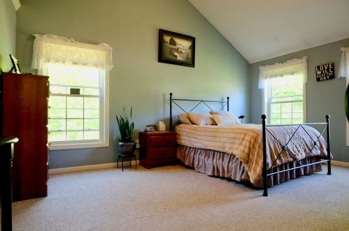 285 Elm St, Concord NH 03303-3322 exterior