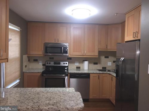 1 Ingleside Ct, Rockville MD  20850-2944 exterior