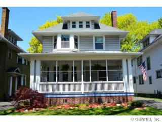 32 Laurelton Rd, Rochester NY  14609-4321 exterior