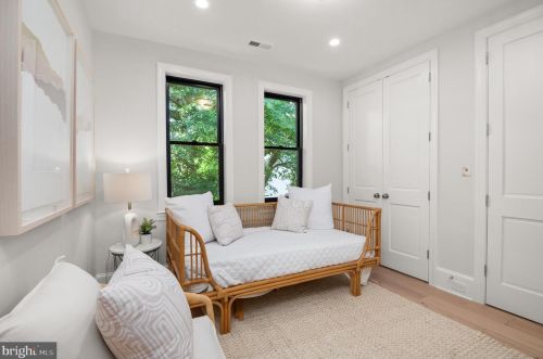 3306 Highland Pl, Washington DC  20008-3233 exterior