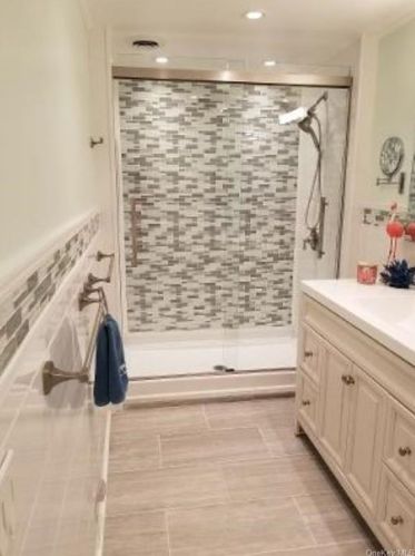 103 Beacon St, Middletown NY 10940-4733 exterior