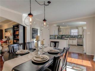 6416 Ridgemont Dr, Dallas TX  75214-1656 exterior