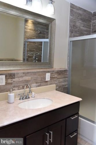 4027 Castor Ave, Philadelphia PA  19124-5337 exterior