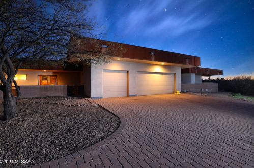 3211 Corte Amarilla, Green Valley AZ 85614-4782 exterior