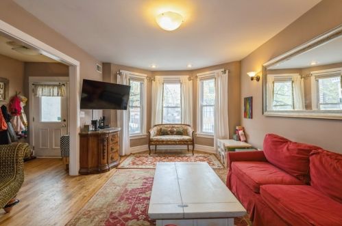 1257 Greenview Ave, Chicago IL  60642-3318 exterior